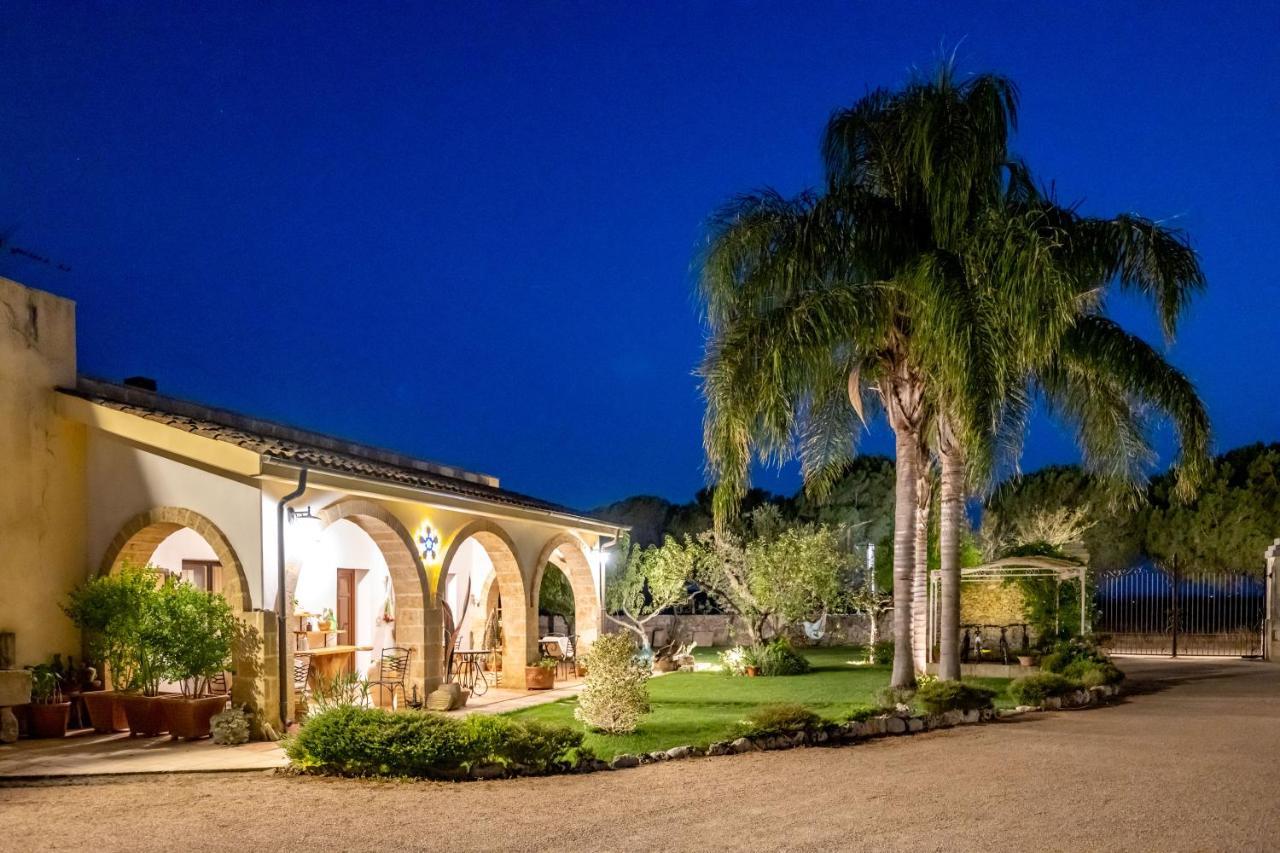 Masseria Casina Montana Corigliano dʼOtranto Екстериор снимка
